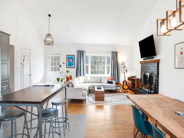 Luxurious East Hampton Retreat - Your Perfect Getaway